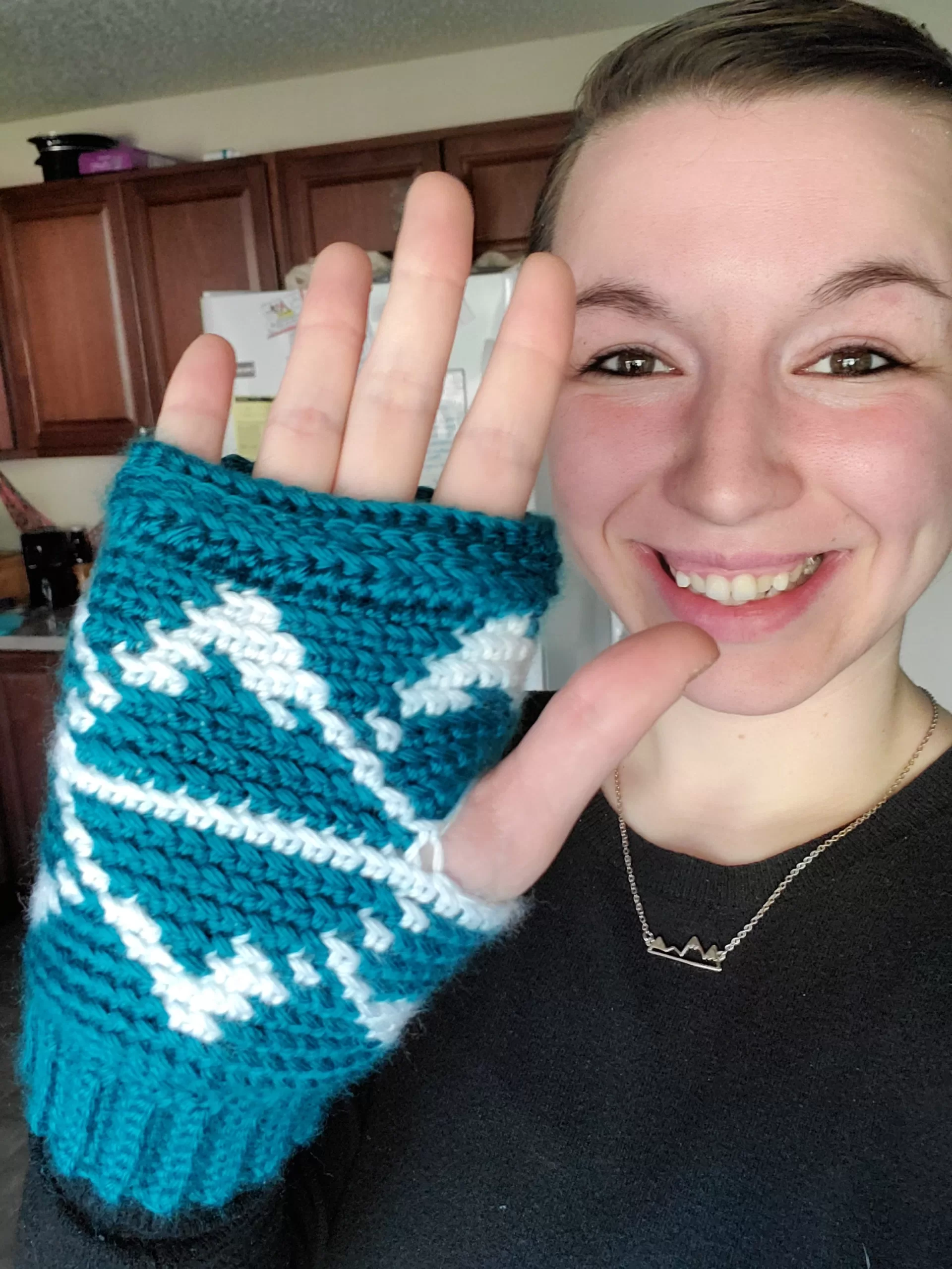 Crochet Pattern Free Fingerless Gloves Nine Inspired